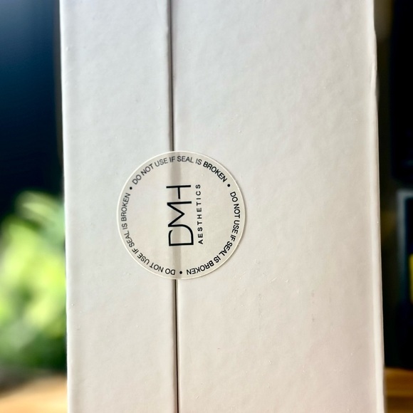 Light Shield - White - Picture 8 of 8